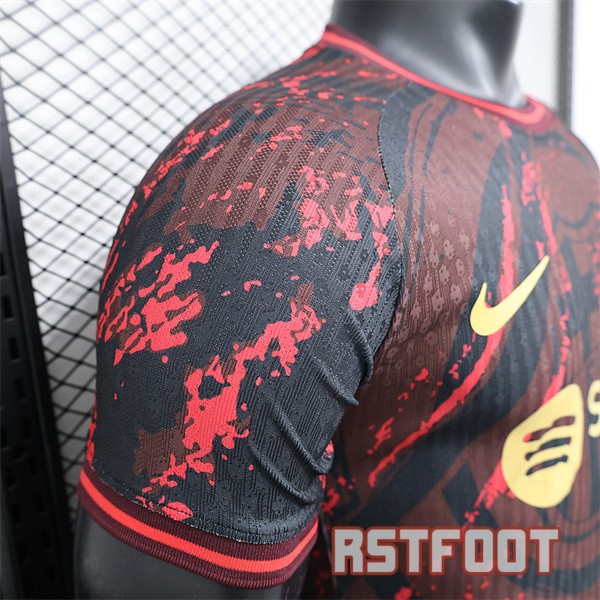 maillot barcelone 2024-2025 edition speciale version player rouge fonce noir camouflage – Image 6