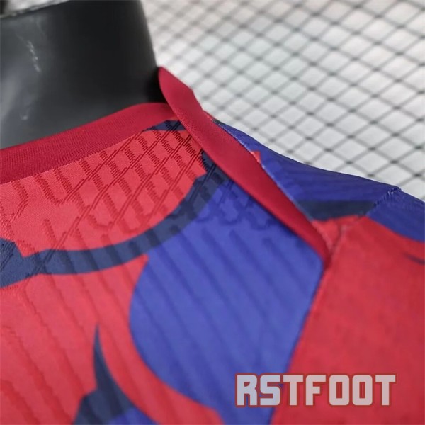 maillot barcelone 2024-2025 entrainement version player rouge bleu – Image 8
