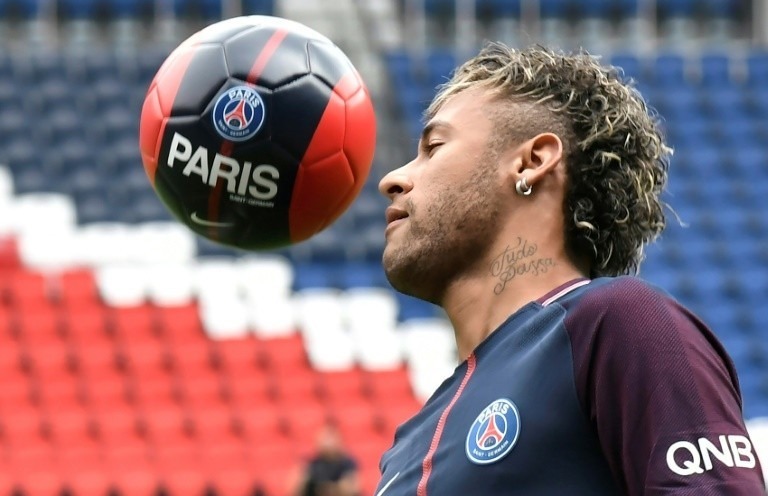 coupe de cheveux de neymar​ psg