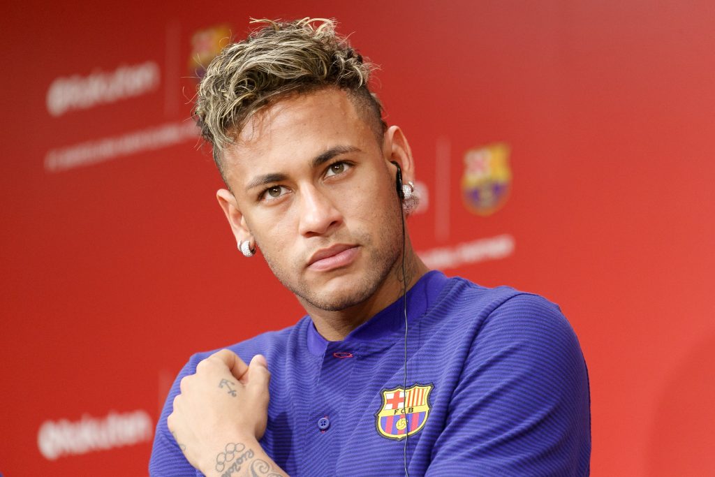 coupe de cheveux de neymar​