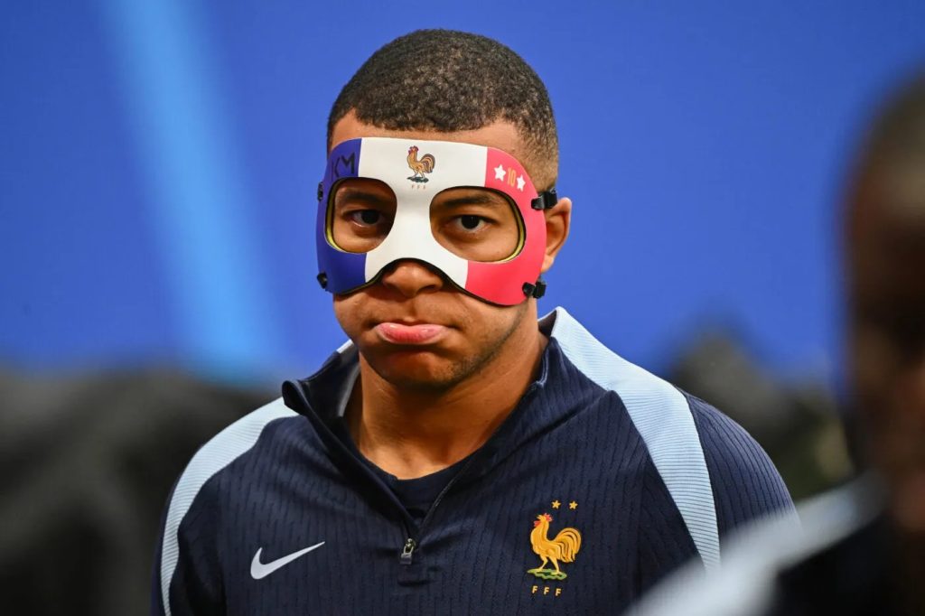 masque mbappe