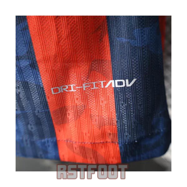 maillot barcelone 2025-2026 edition speciale version player rouge bleu rayure – Image 4