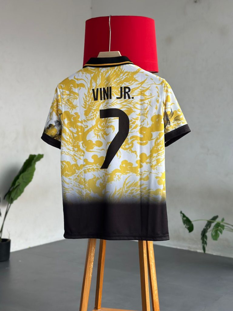 Maillot Real Madrid dragon : Guide complet et détaillé